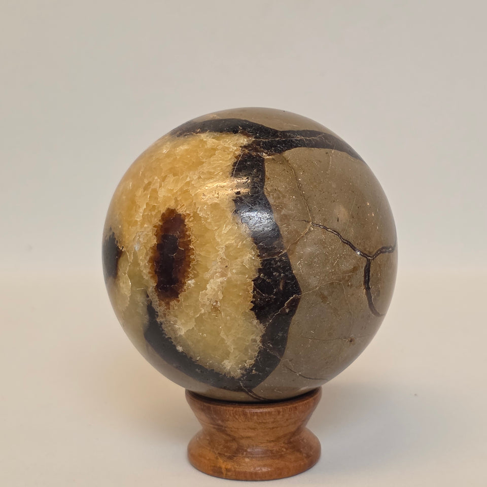 Septarian Sphere – 75mm 1.25 lb