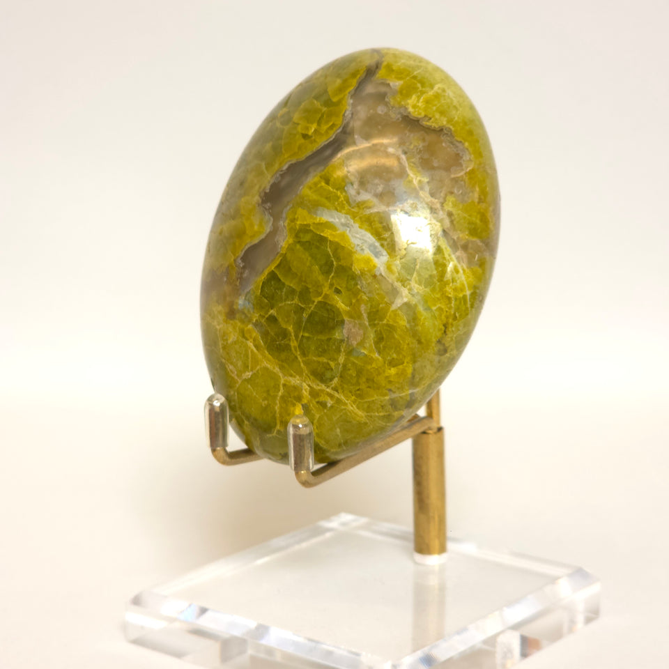 Green Opal Palm Stone | Olive Green