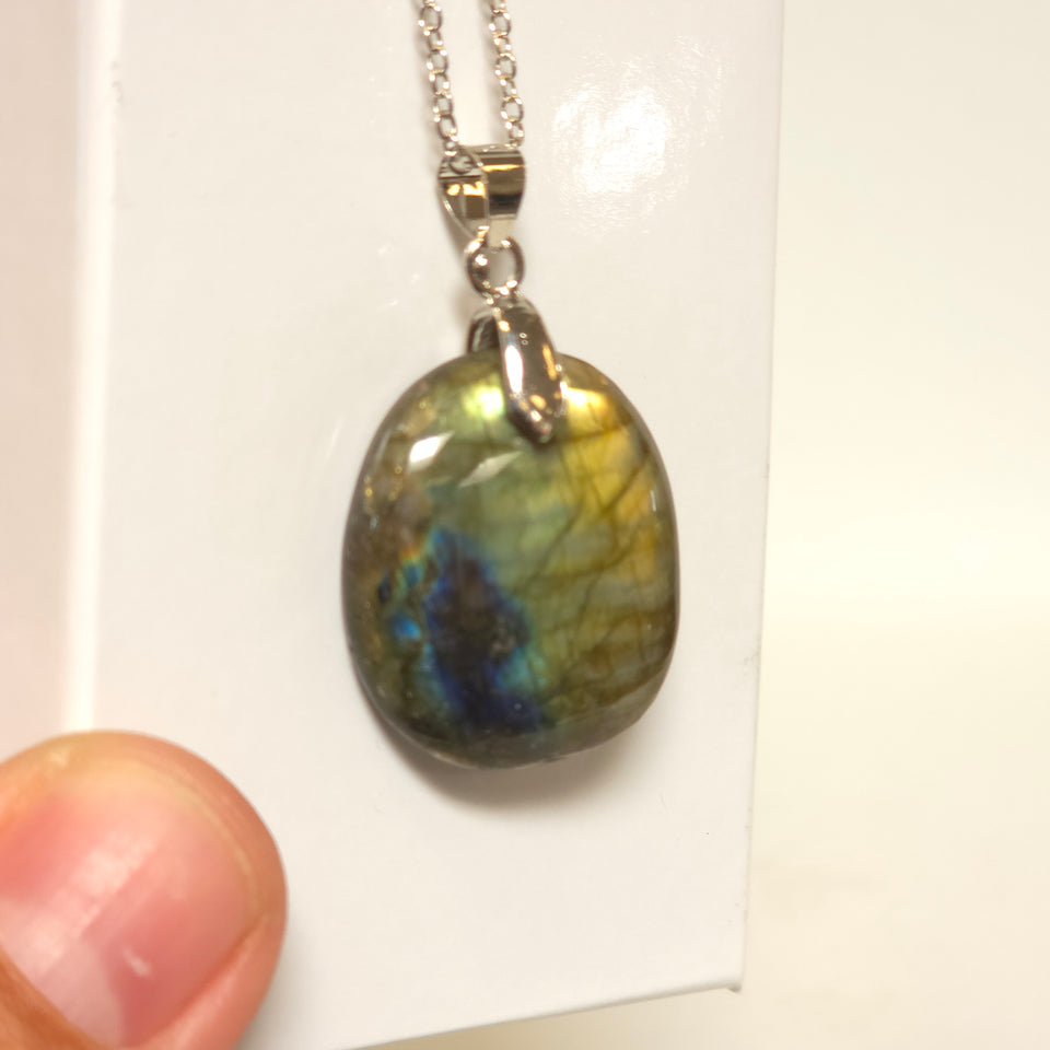 Labradorite Pendant Necklace